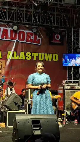 Saat Jumpa Pertama, OM LORENZA menghibur penggemar sobat jadul, Pengusaha se- Alastuwo @winda.exsa  #omlorenzajadul #lorenza #lorenzadangdutjadulnyaindonesia #jadul #lawas