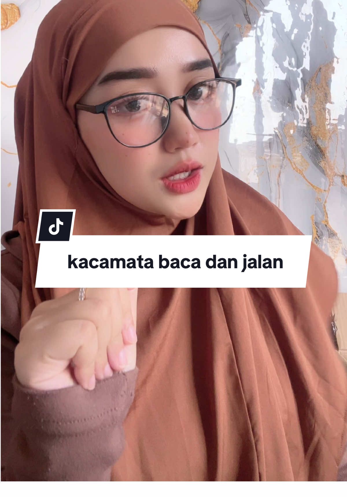 kacamata baca dan jalan bening enakeun buat sehari hari elegan😘🤗 #kacamata #kacamatabaca #kacamatamurah #kacamatabacadanjalan #kacamatadoublefokus #kacamatakekinian 