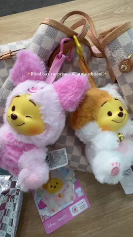 Unboxing the cutest Winnie the Pooh blind box 🐝🍯 Who else loves blind box surprises?! 🥹  #miniso #winniethepooh #blindbox #unboxing @MINISO #bagcharm 