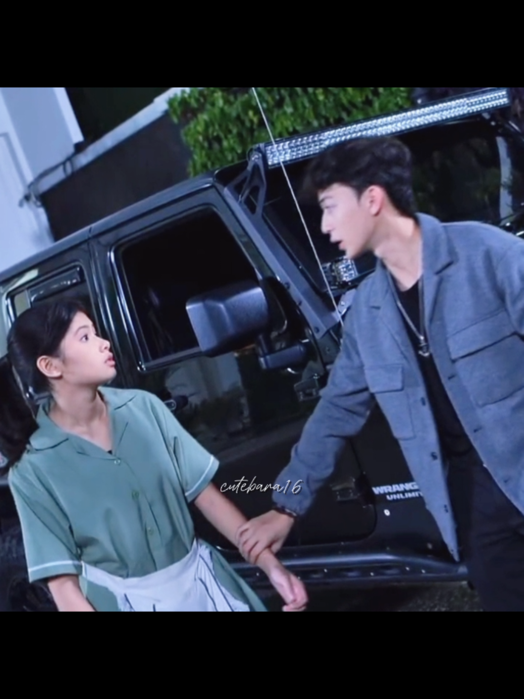 mobil Rubicon adalah saksi awal percikan² cinta Zora itu muncul 🥺🤍 banyak kenangan di dalamnya 🤗 #fypシ #lewatberanda #viralvideo #kenzomutiara #insyaallahfyp 