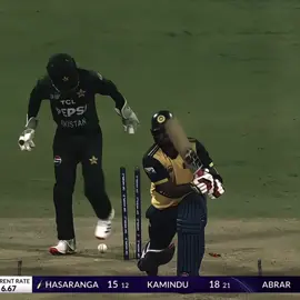 🧏🏼🔥 #viraltiktok #cricket #foryoupage #waninduhasaranga #viralvideo