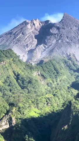 Merapi memang gagah #klaten24jam #merapi #delesindah #fypage 