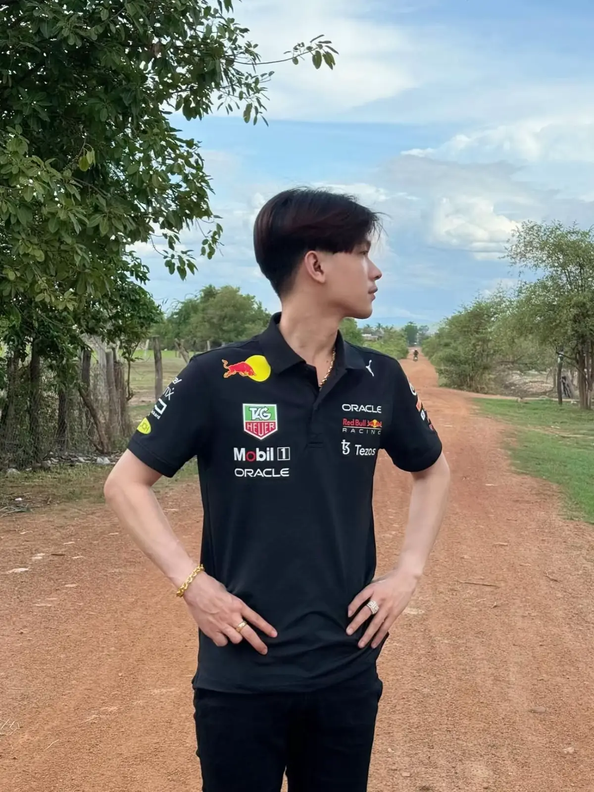 មុខដូចអត់សុីនិងចម្រៀងសោះ 🤣😜