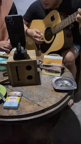 Rembulan🎶 @ΛFIKΛ  @Abminor7  #rembulan #liriklagu #coversong #tongkrongan #fyp 