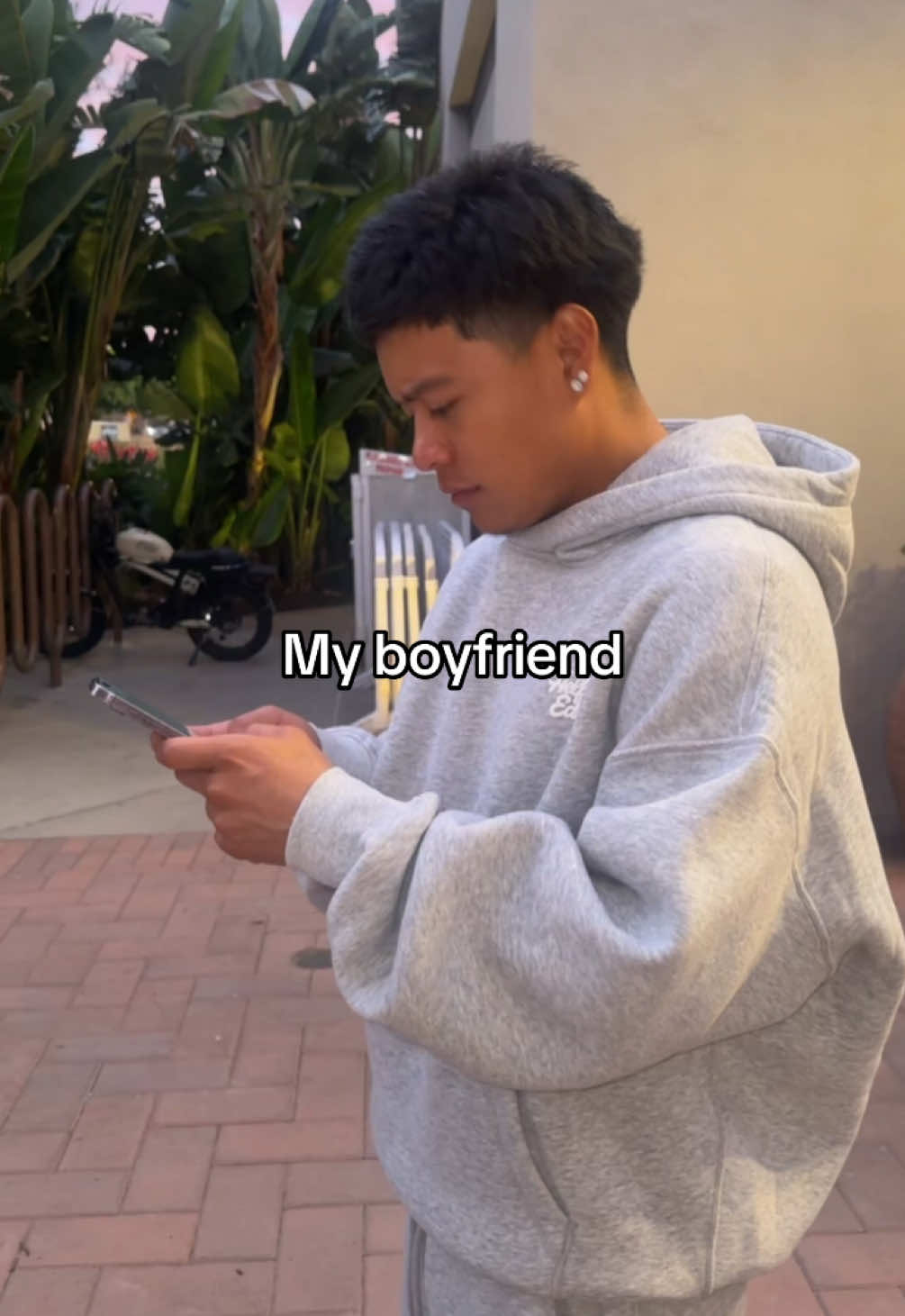 I’m just a girlllll 😭 #relatable #candh #couplecomedy #fyp #googlemaps