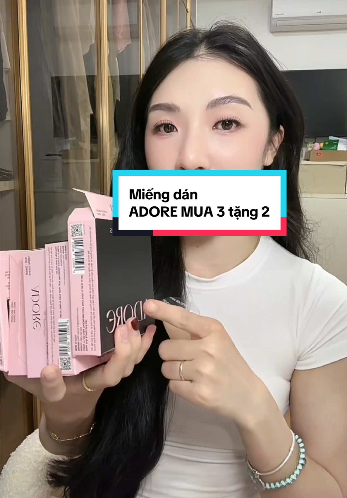 Miếng dán Adore mua 3 tặng 2 nè. Dán siêu chắc luôn. Hàng uy tín nha các bà #adore #miengdan #review 