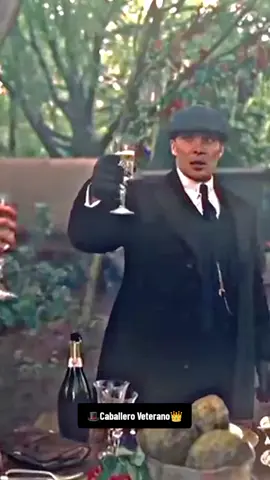 #un brindis 🥂 por la familia, #frasesreflexiones❤  #frasesmotivacion , #caballeroveteranofrases🧐  #caballeroveterano🎩 