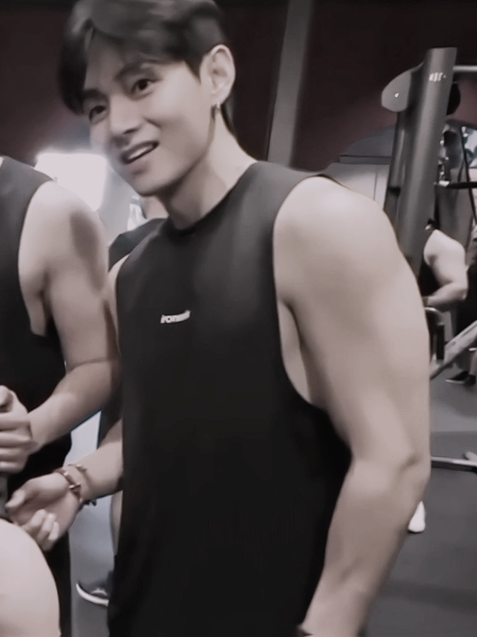 #TAEHYUNG | the way I would've folded infront of him. | scp:me #taehyung #taehyungedit #btsedits #fyp 