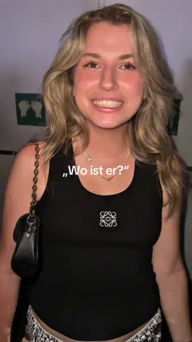 Dein neuer Zaubertrick wenn du dein Crush siehst und ein Instant Glow up brauchst🤫 jetzt 2 für 1 nur für kurze Zeit! Link in der Bio ✅ #LipFiller #LipPlumper #GlowUp #crush #kiss 