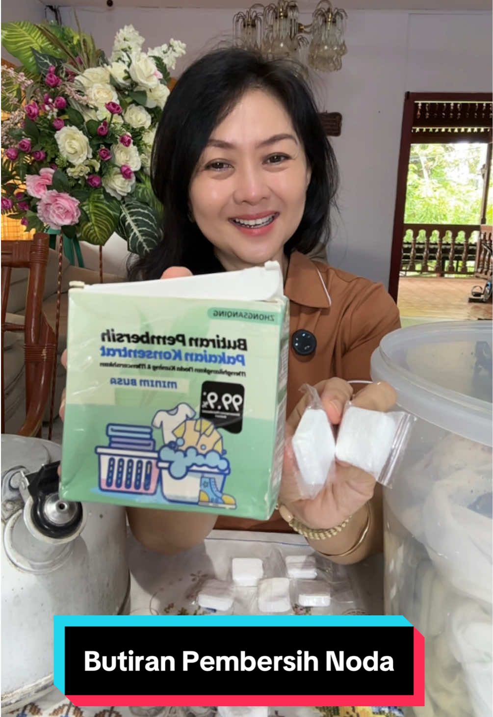 Butiran Pembersih dari Zhongsanqing baguuus banget. Noda pada hilang dan pakaian tampak lebih cerah cemerlang dan baru. Ayo yg mau order silahkan ya.. #zhongsanqing #butiranpembersih #konsentrat #antinoda #nodamembandel 