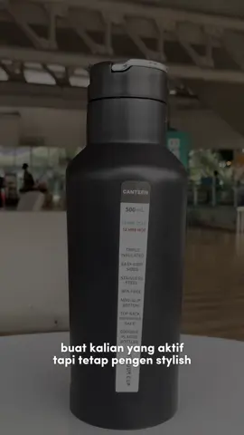Botol minum yang cocok untuk kamu si paling sporty dan gerak sat-set! Langsung cek di keranjang kuning yaa #TumblerViral #fyp #fyppppppppppppppppppppppp #tumblerkekinian 