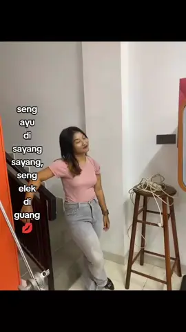 #trenviralsekarang #fyp #lagutrending #promoseruweekend #lampungpride 