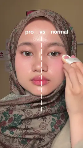 hayoo siapa yg udh tau hacks ini sekarangg? btw, ini new shade blush esqa loh🫣 cakep poll warnanyaa💖 #blush #liquidblush #makeuphacks #fyp #trend 