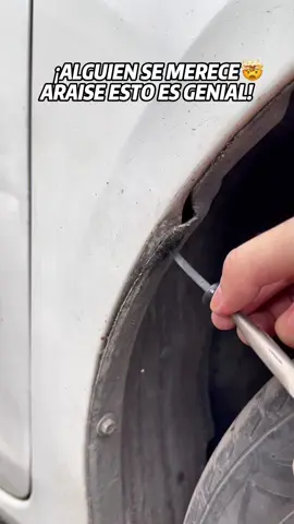 ¿Tu coche se está desmoronando? Estas bridas lo arreglan todo 🤯🚗#AutoHacks #CarTips #Herramientas #TikTokMeLoMostró #ofertas 
