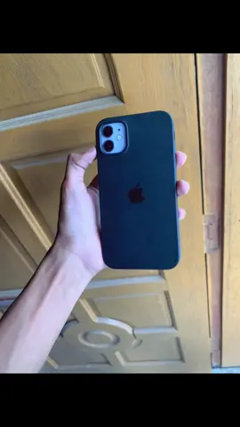 #iphone11 သပ်သပ်ရပ်ရပ်ကာဗာလေးတပ်ကိုင်ချင်ရင် ဖုန်းရော ကာဗာရော ဝယ်လို့ရမယ်ဗျာ 