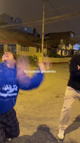 Veteeeee vete con ella  #fyp #viral #parati #humor 