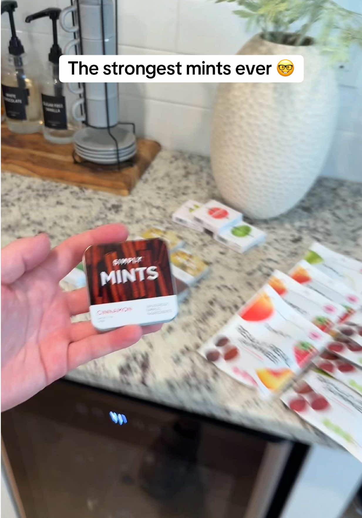 The simply mints are the best mints ❤️🤓 #simplymints #mints #breathmint #breathmints #minty 