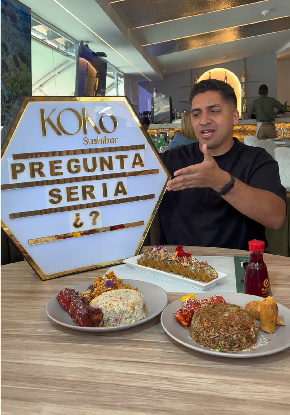 ¡SÍGUEME PARA SER EL GANADOR 🥇 🍤🍣!!  Para participar simplemente sigue los pasos  del video y gánate una cena para 2 personas en @kokosushigyg @kokosushiccs 🍣!!  ¿Te gustaría ser el ganador ? #preguntaseria #venezuela🇻🇪 #kelvynpadilla 