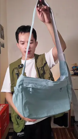 Lightweight Multi-pockets Crossbody Bag 