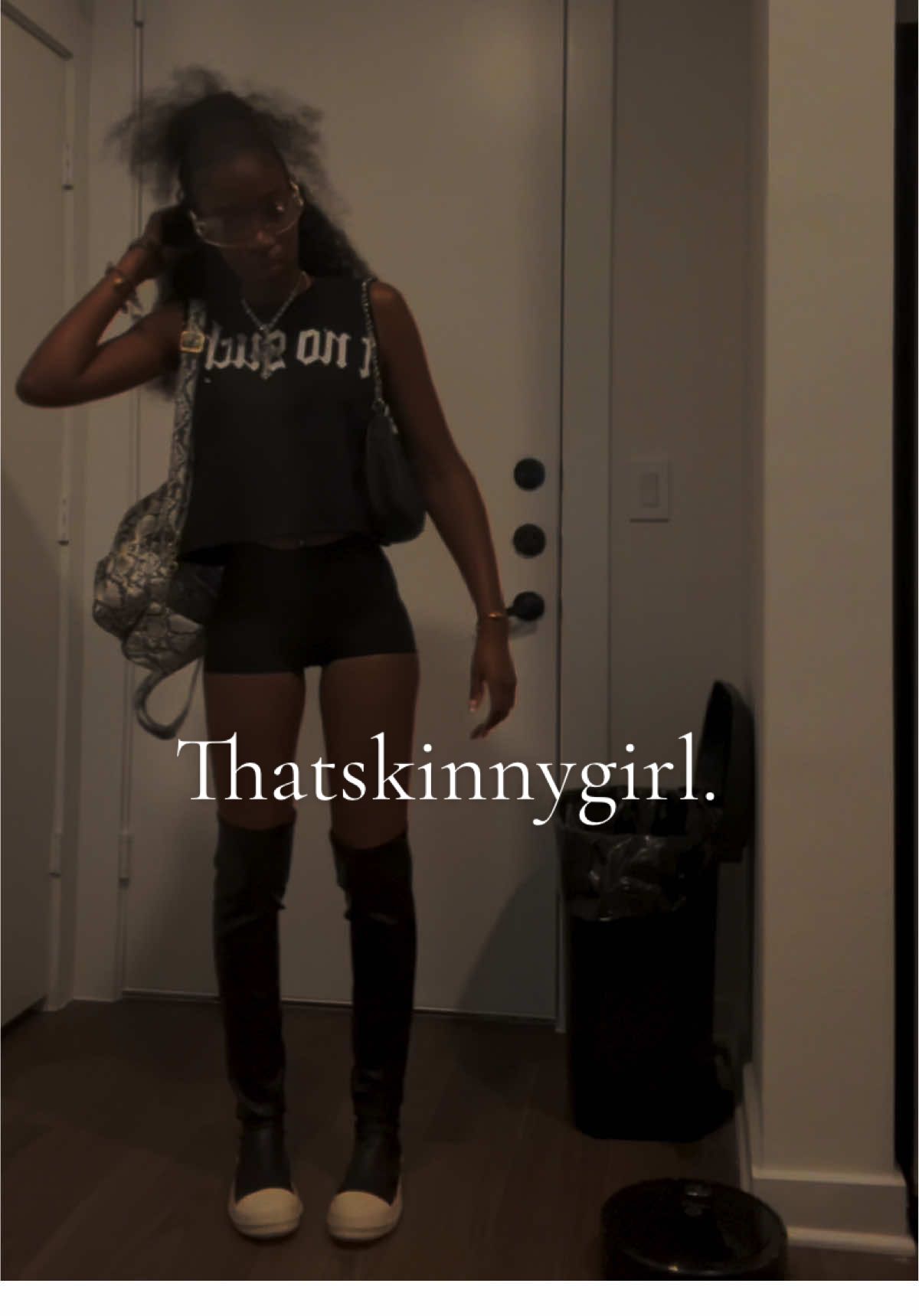 Have a baby to gain weight?? 👎🏿👎🏿 #fypシ #petite #OOTD #outfitinspo 