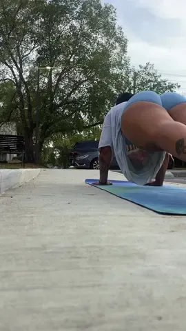 FREE COMMUNITY PILATES CLASSES🤭 1600 E long St. Follow my Ig for more information. Tuesday 6pm #pilates #sculpt #yogalates #fyp #columbusohio 