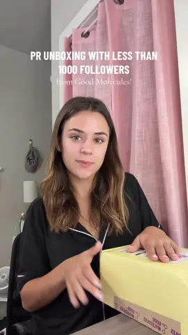 thank you @Good Molecules!!! let me know if y'all want to know more about how to start getting PR while you're building your account! #prunboxing #microinfluencertips #collegelife #microinfluencer #skincare 