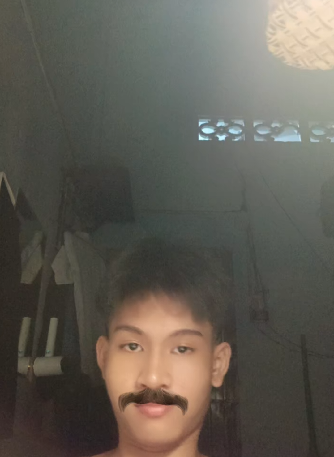 hmm.. ko ngờ có thể chơi cả trend này... #calisthenics 