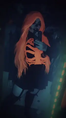 🧡💀🧡 #alttiktok #goth #uv #skeleton #spooky 