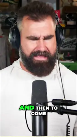 INSANE Football Catch! You Won't Believe This! #newheights #jasonkelce #leonardodicaprio #podcasts #travis #nfl