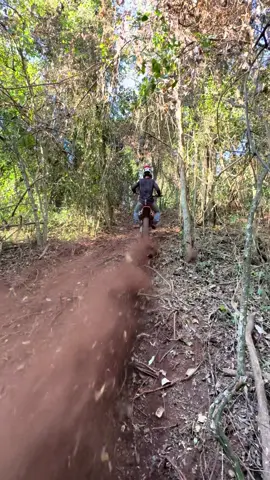 Mota boa 😮‍💨 #crf450r #motocross #tiktok #viral_video #trilhademoto 