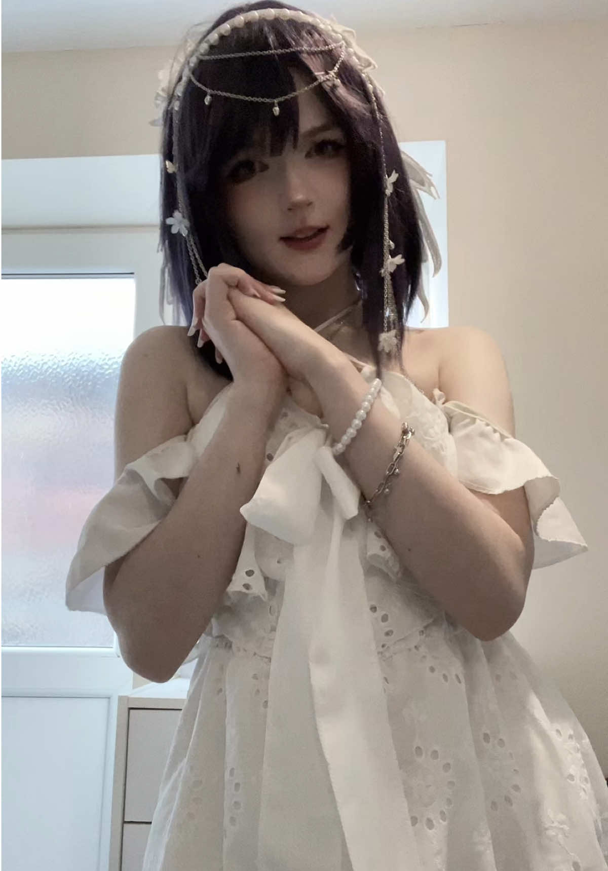 Diddnt go school today cuz i got a cold☹️☹️ (i cut my nails today also😢 i dony like how short they r now😭😭)  #suacosplay #alienstage #alnst #fyp #☆ 