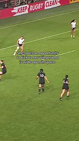 The 10 is the quarterback of a rugby team 🧠  #RWC2025 
