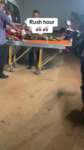 Rush hour to the Hospital 🏥 Scene ..🎞️🎥.. Take 1..  #chestahdirector #behindthescene #ambulance #fyppppppppppppppppppppppp #redkomodo 