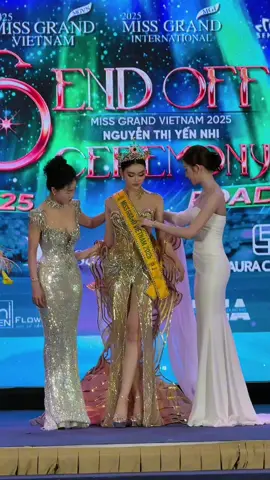 Hoa hậu @nguyenthiyennhimgvn2025 nhận sash chính thức bắt đầu hành trình đến với Miss Grand International 2025 #NguyenThiYenNhi #MissGrandVietnam2025 #MissGrandInternational #MGI #tiktokgiaitri 