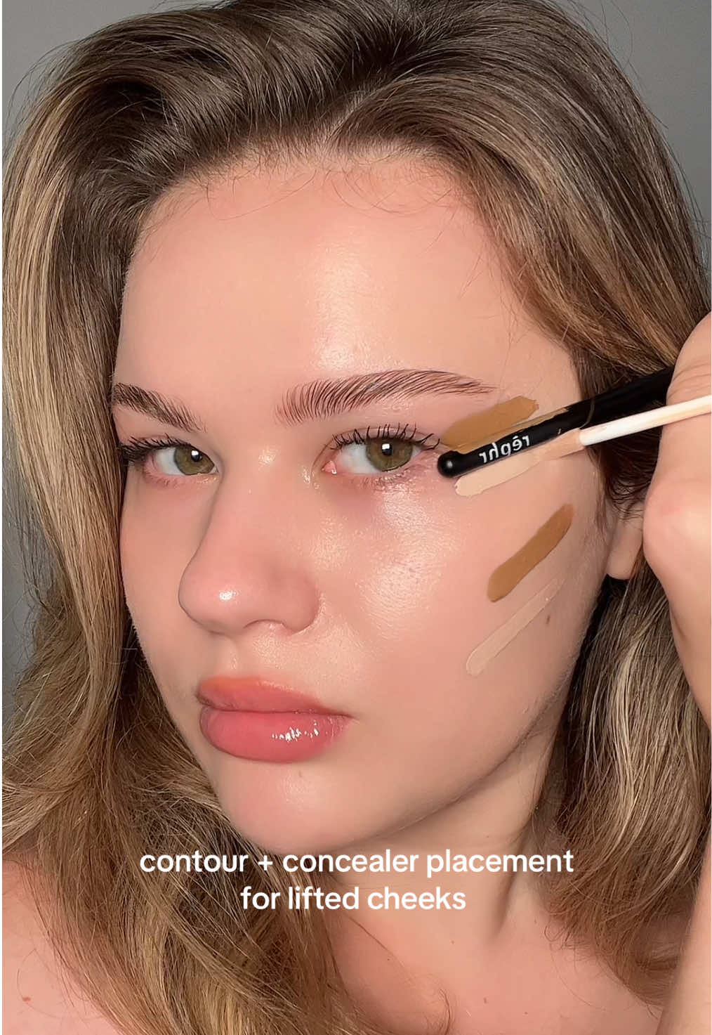 instant face lift #makeup #beautytips #creamcontour #makeuphacks 
