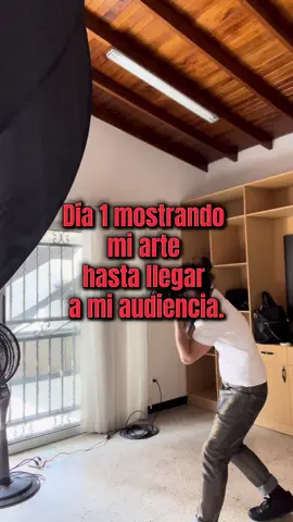 Honestamente no puedo superar esta toma 🥵 #thepersonaljesus #fotografoenmedellin #iluminacion 