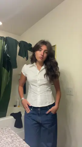 how soon is now 🧐 #OOTD #fallootd #thesmiths 