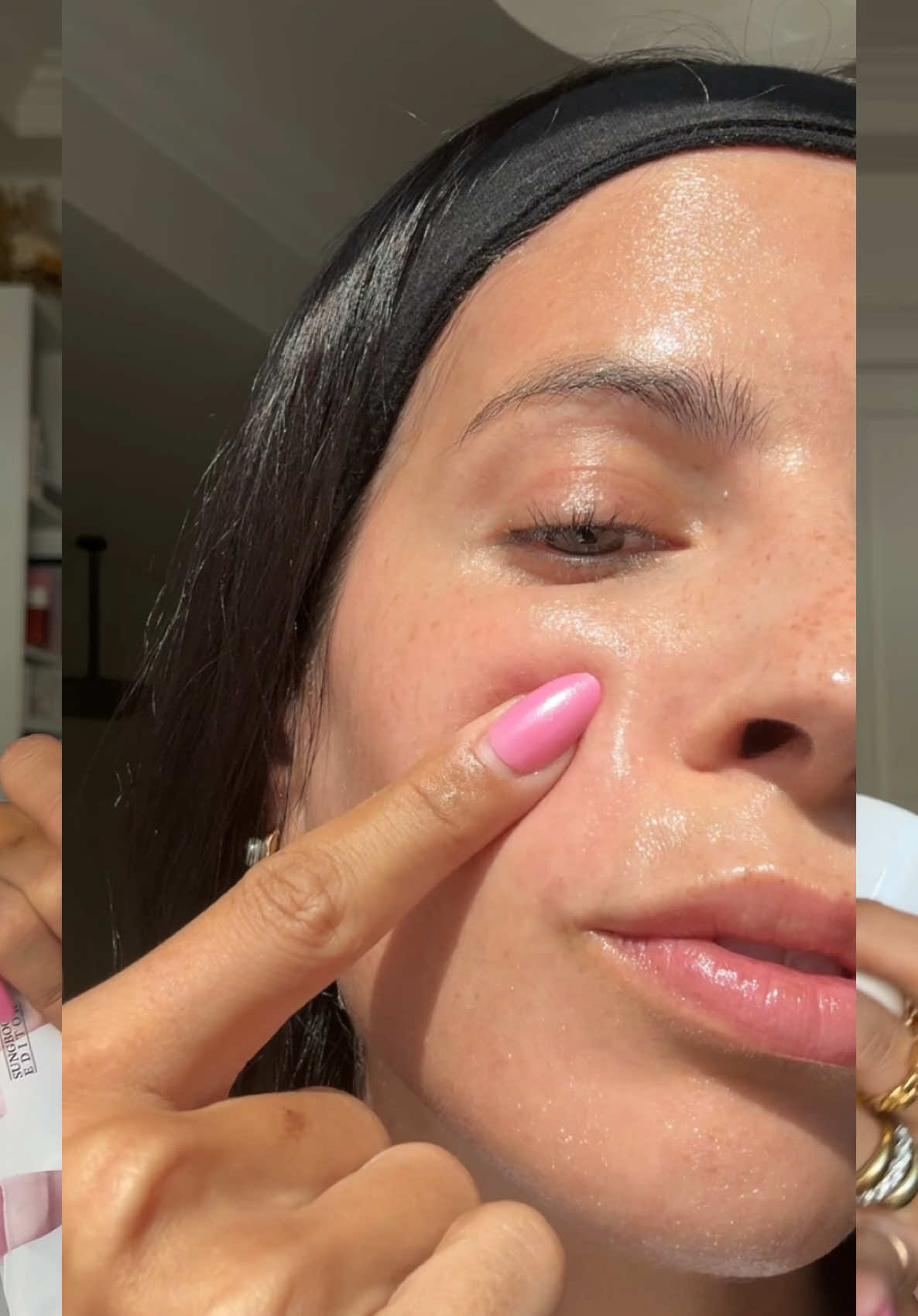 this is my favorite anti-aging kit by @SUNGBOON EDITOR you guys have to try this!  #sungbooneditor #fillerserum #undereyefiller #fineline #wrinkles #undereyecircles #smileline #volufiline #collagen #sungboonskincare #sungboonpartner 