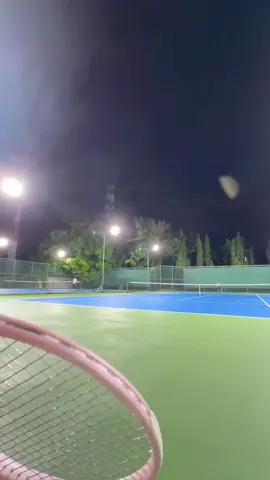 หน้าเน็ตเรา = 🎾นับไม่ถ้วน หน้าเน็ตโค้ช = 🎾ศูนย์