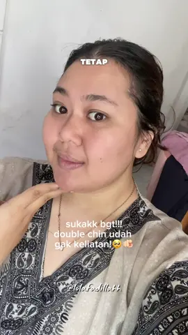 yang nanya worth it gaksih treatment kemaren di @Sozo Skin jujurly aku suka bgt sih! apalgi pas bagian double chin huhu🥹🫶🏻 . akhirnya kembali lagi buat treatment rf! dan boom beneran lgsng berkurang lingkar perutnya wkwkw, yang mau di spill harga bisa lgsng cek sosmednya sozo ya!💙 . #plussize #treatment #dietjourney #fyp #foryoupage 