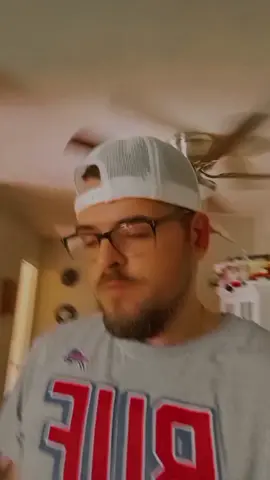 u went and shot me 👇 💔🎵🕺 #shotyourshot #ollie #vibing #iminlovewithyou #fypシ゚viral phew phew.....