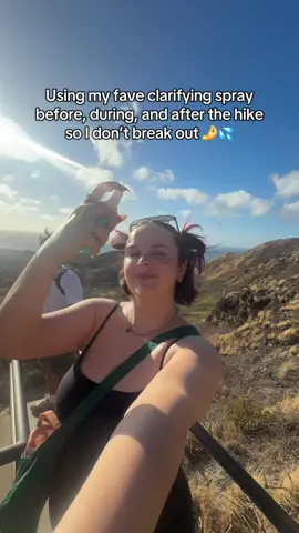 @cocokind magnesium mist locked and loaded at all time 💦  #facemist #skincare #acne #postworkout 