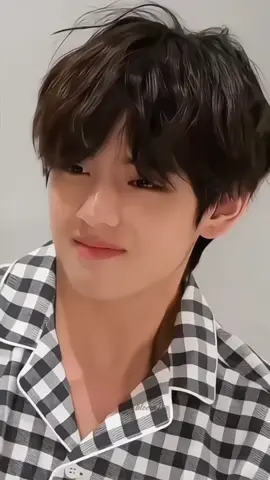 @Jk⁹⁷ @AbjkMRstY @thv @Taehyung 🍓𝓥 