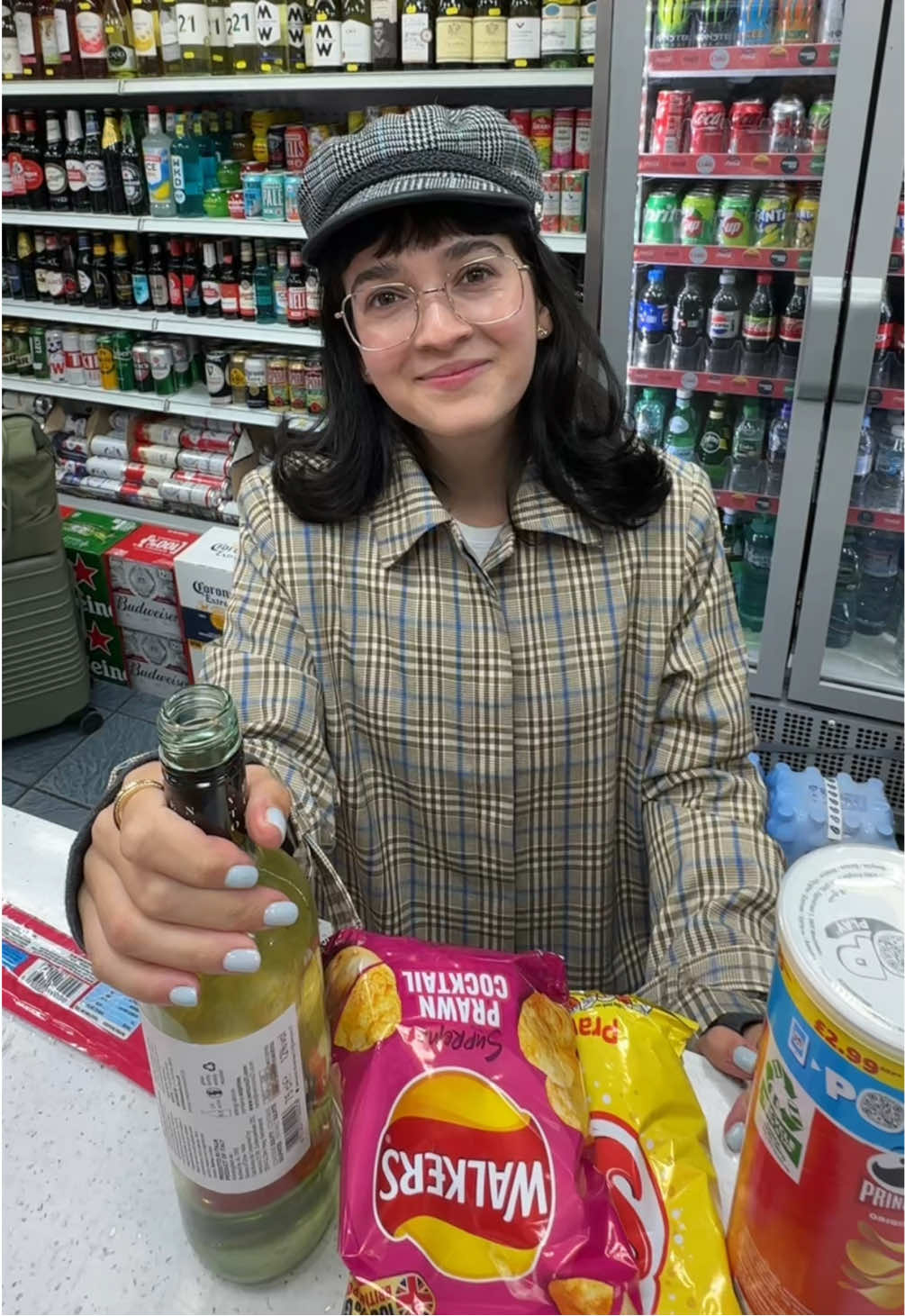 A party? Something like that 🎅🏻🎄✨♥️ we are celebrating the apartment switch tonight and…  #theholiday #london #nottinghill 