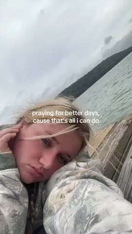 😔