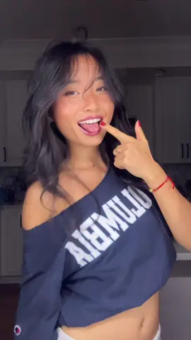 THANK you guys for 200k😏i did like 3 versions of this fridge trend LOL #trend #dancing #acnejourney 