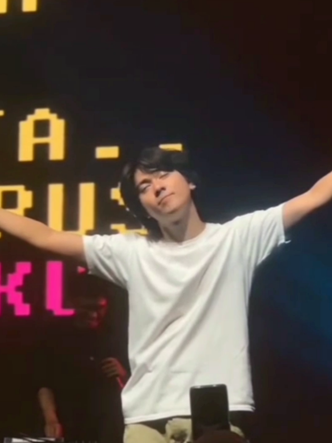 dia indah bgt gasii😭🤏🏻 @BAALE  #iqbalramadhan #fyp #baale #iqbaale 