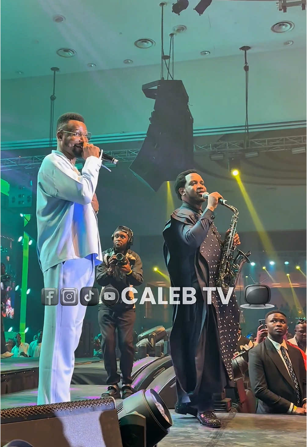Hymnal music 😍🎶 BEEJAYSAX X EMMAOMG #calebtv #fyp #gospel #music #hymns #hymnal 