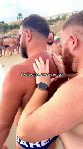 Who’s next?  . . . #gingbear #sitges #sitgesbearweek 