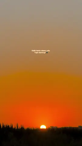 #keşfetteyizzz #storylikvideolar #beniöneçıkart #günbatımı 